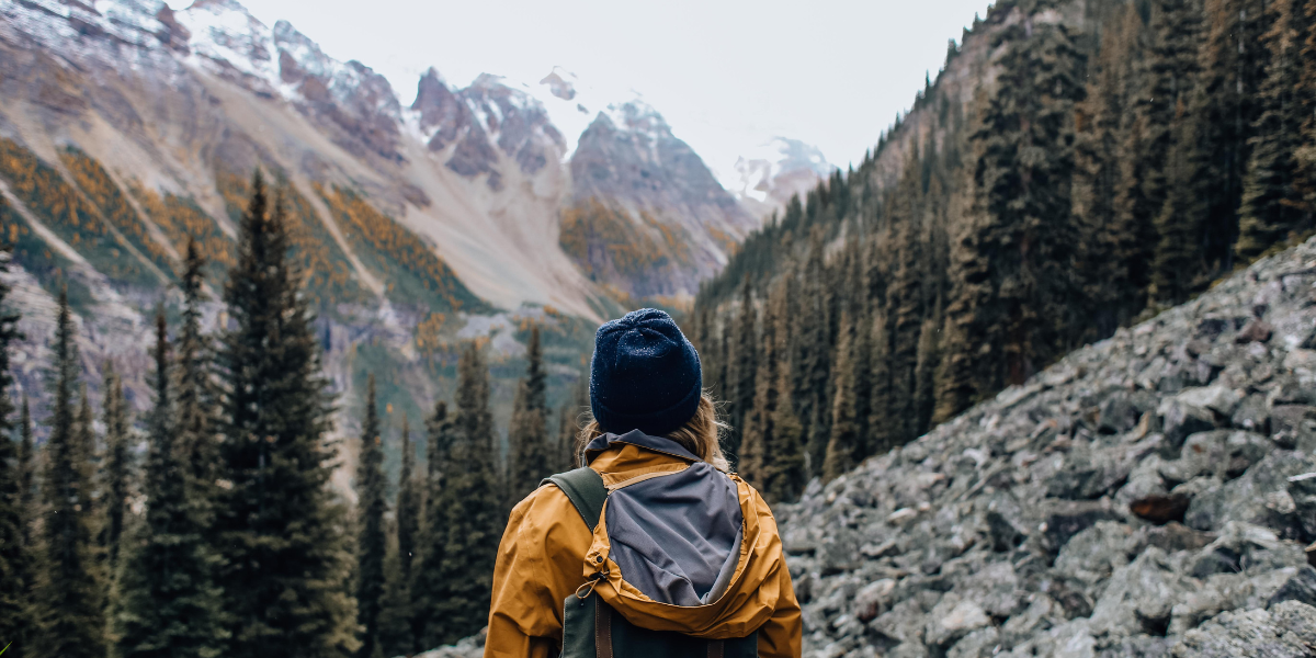 difference between hiking and trekking