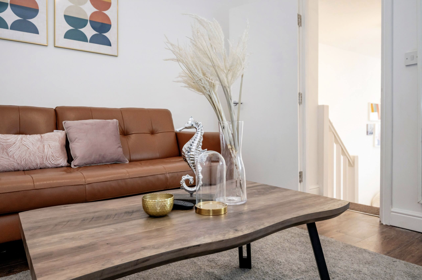 2 Bernays Grove living room