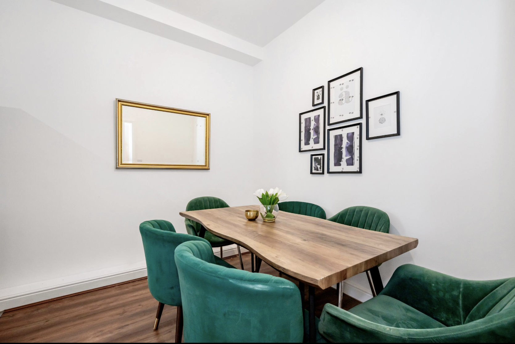 2 Bernays Grove dining room