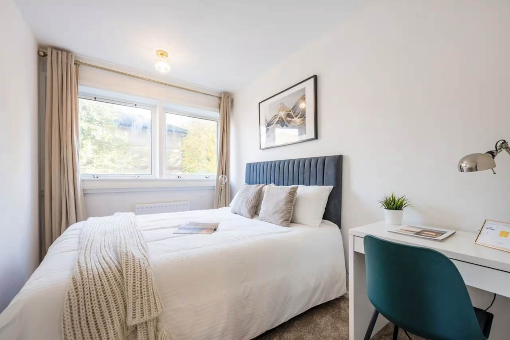 5 Kincardine Gardens bedroom 2