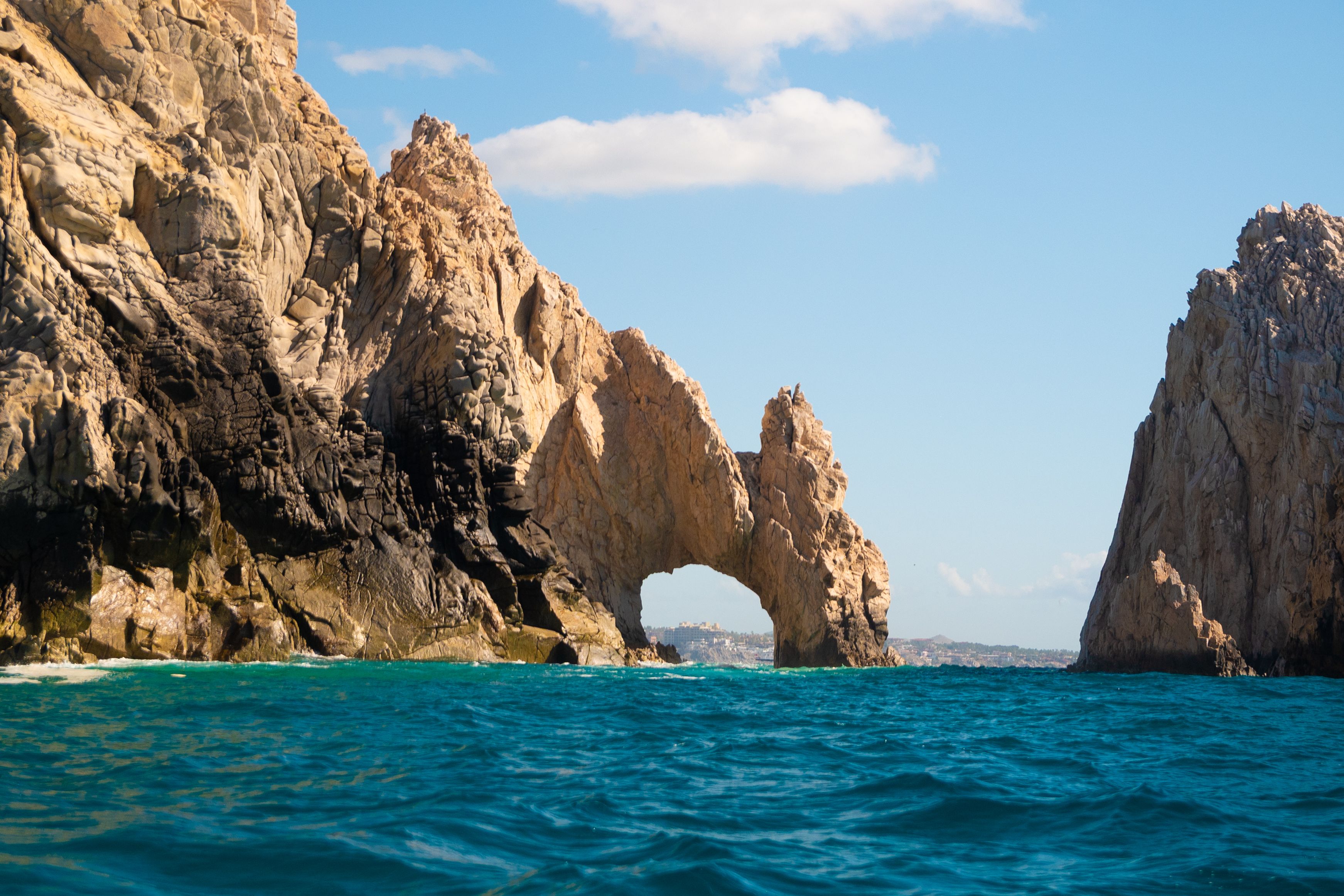 The iconic Arch of Cabo San Lucas — Los Cabos, Mexico
