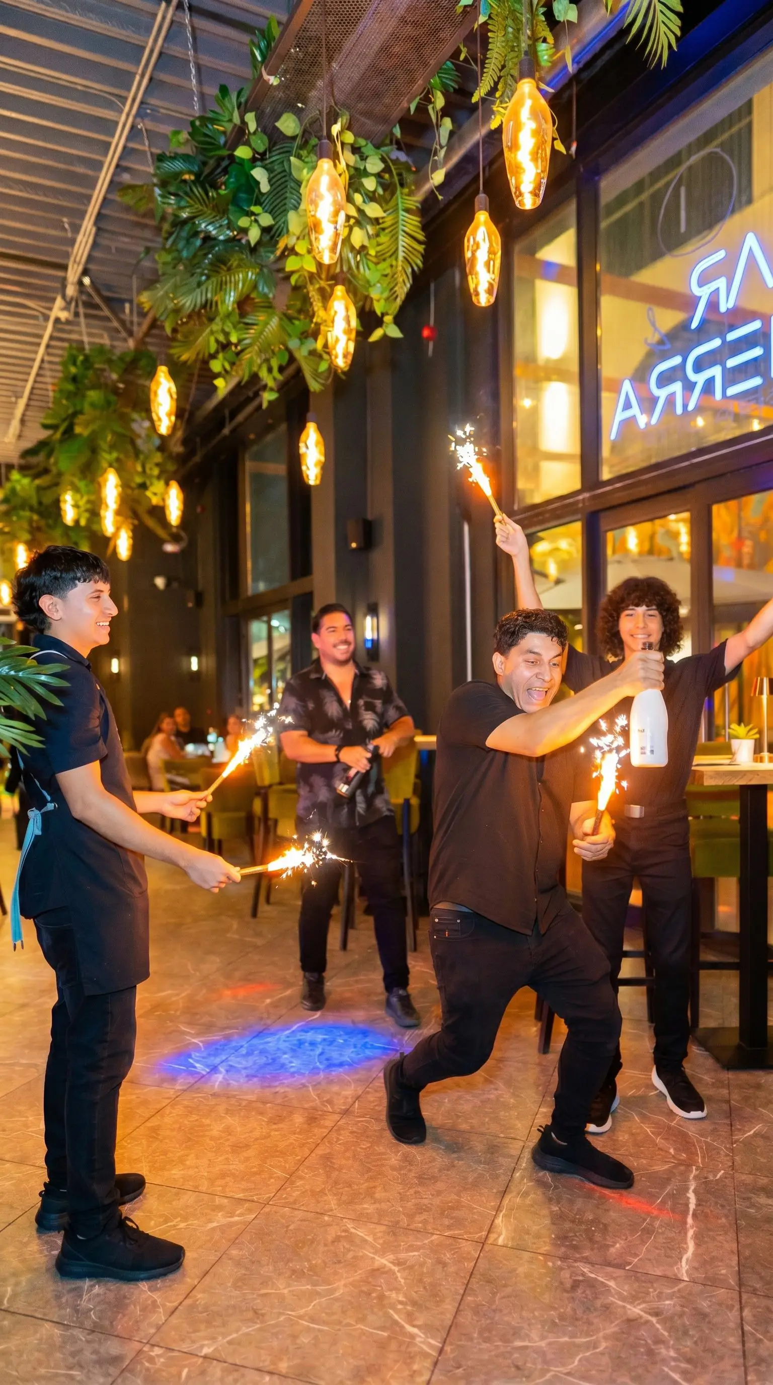 Celebration at 91 Mar y Tierra bar