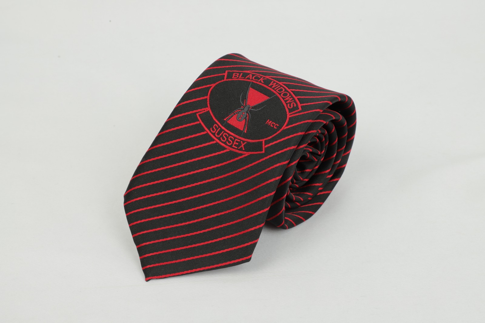 Custom tie