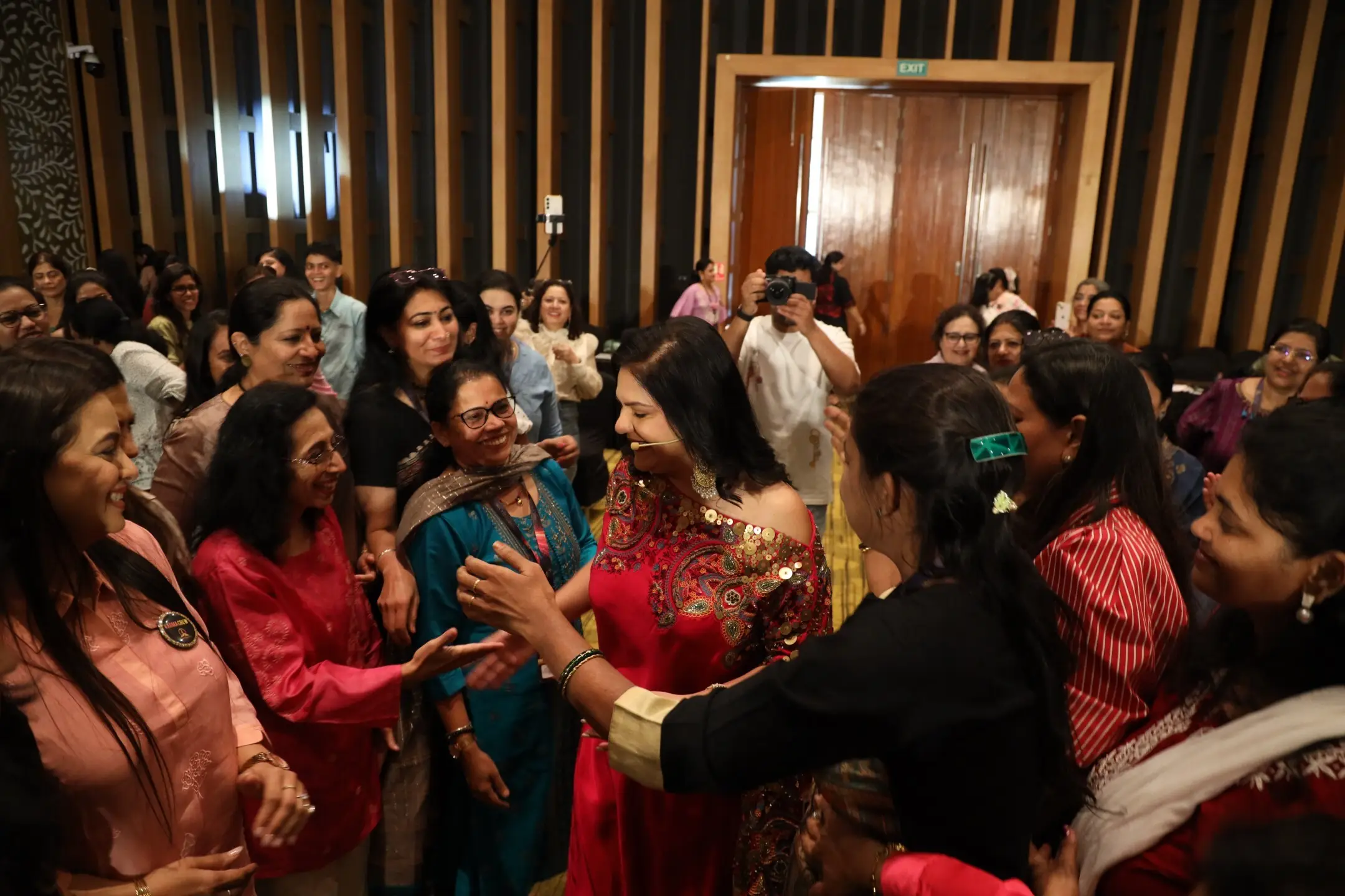 Shruti Chaudhary live event with participants