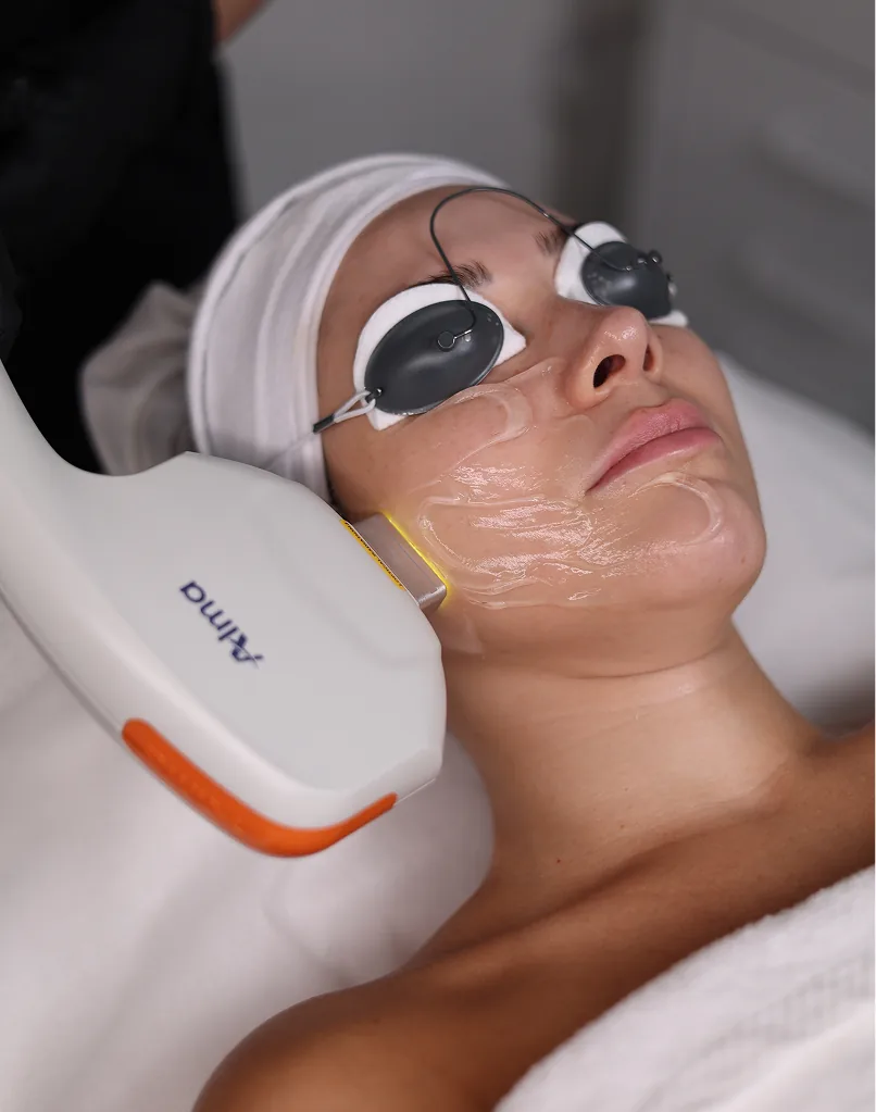 Clear, evenly toned skin after the AFT correction protocol