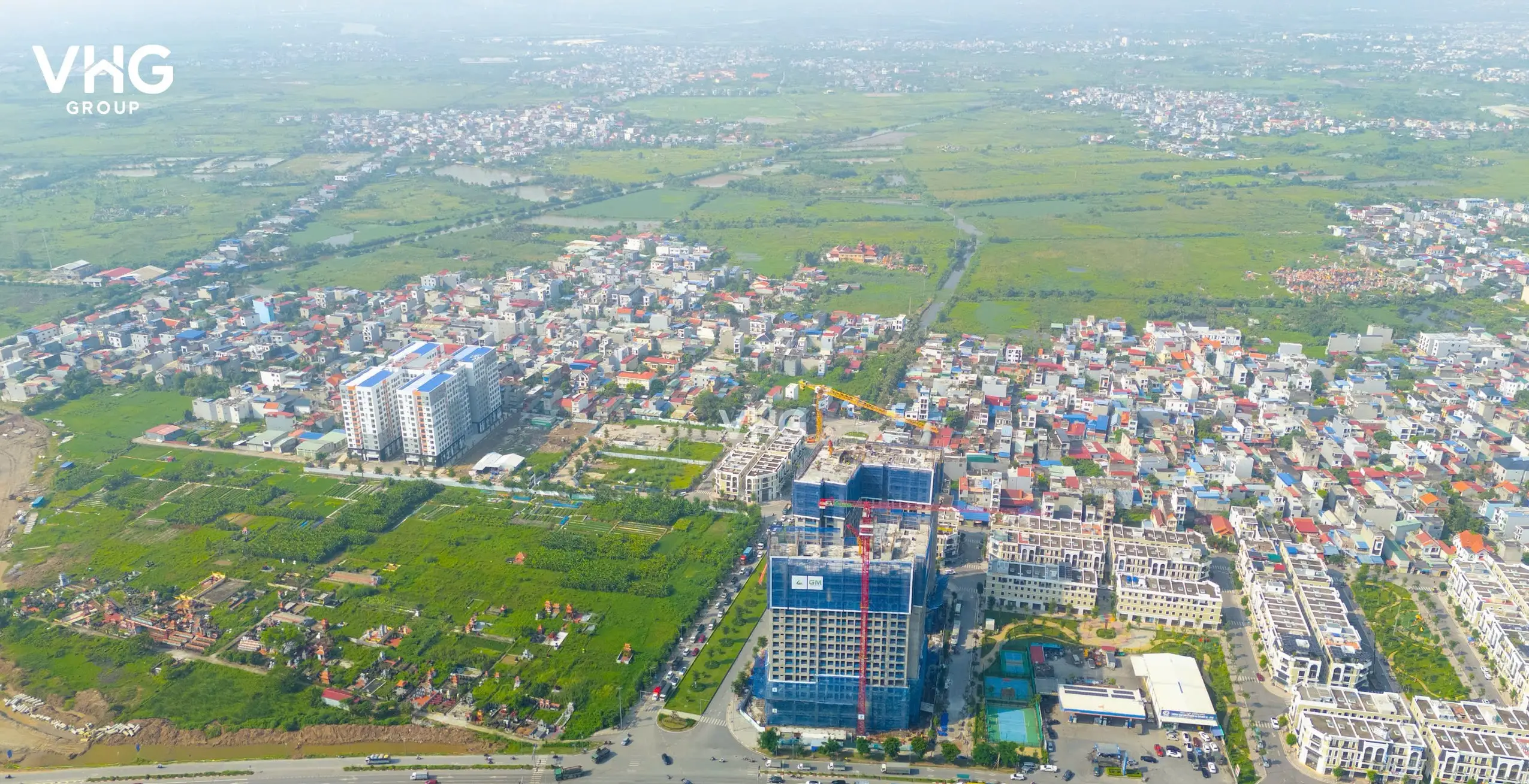 Toàn cảnh
